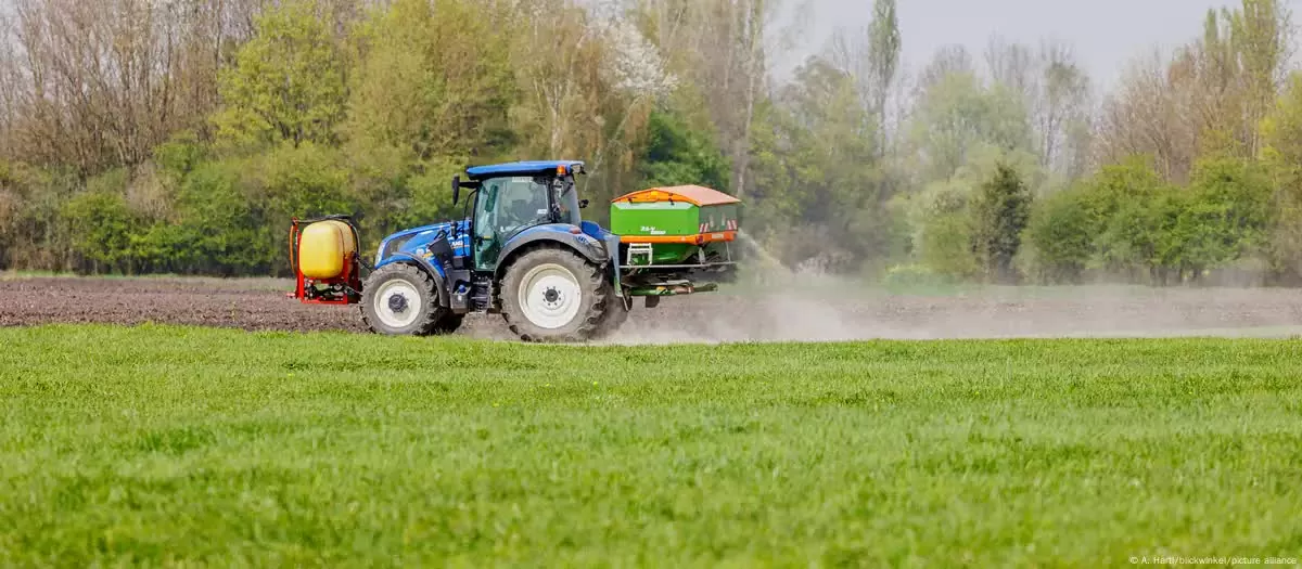 Nông dân châu Âu ngày càng phụ thuộc vào phân bón của Nga. (Nguồn: DW) Nông dân châu Âu ngày càng phụ thuộc vào phân bón của Nga. (Nguồn: DW)