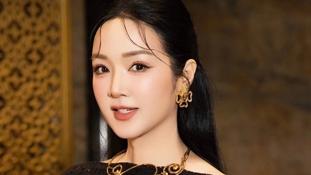 Hoa hậu Giáng My dự Tuần lễ thời trang quốc tế Việt Nam