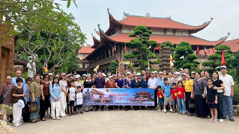 Nỗ lực 'làm mới' các tour du lịch hấp dẫn, doanh thu của Bắc Ninh tăng 78%