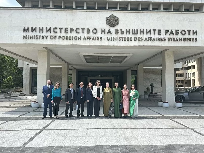 Ngoại giao nhân dân - Cầu nối bền vững, lâu dài của tình hữu nghị Việt Nam-Bulgaria Ngoại giao nhân dân - Cầu nối bền vững, lâu dài của tình hữu nghị Việt Nam-Bulgaria