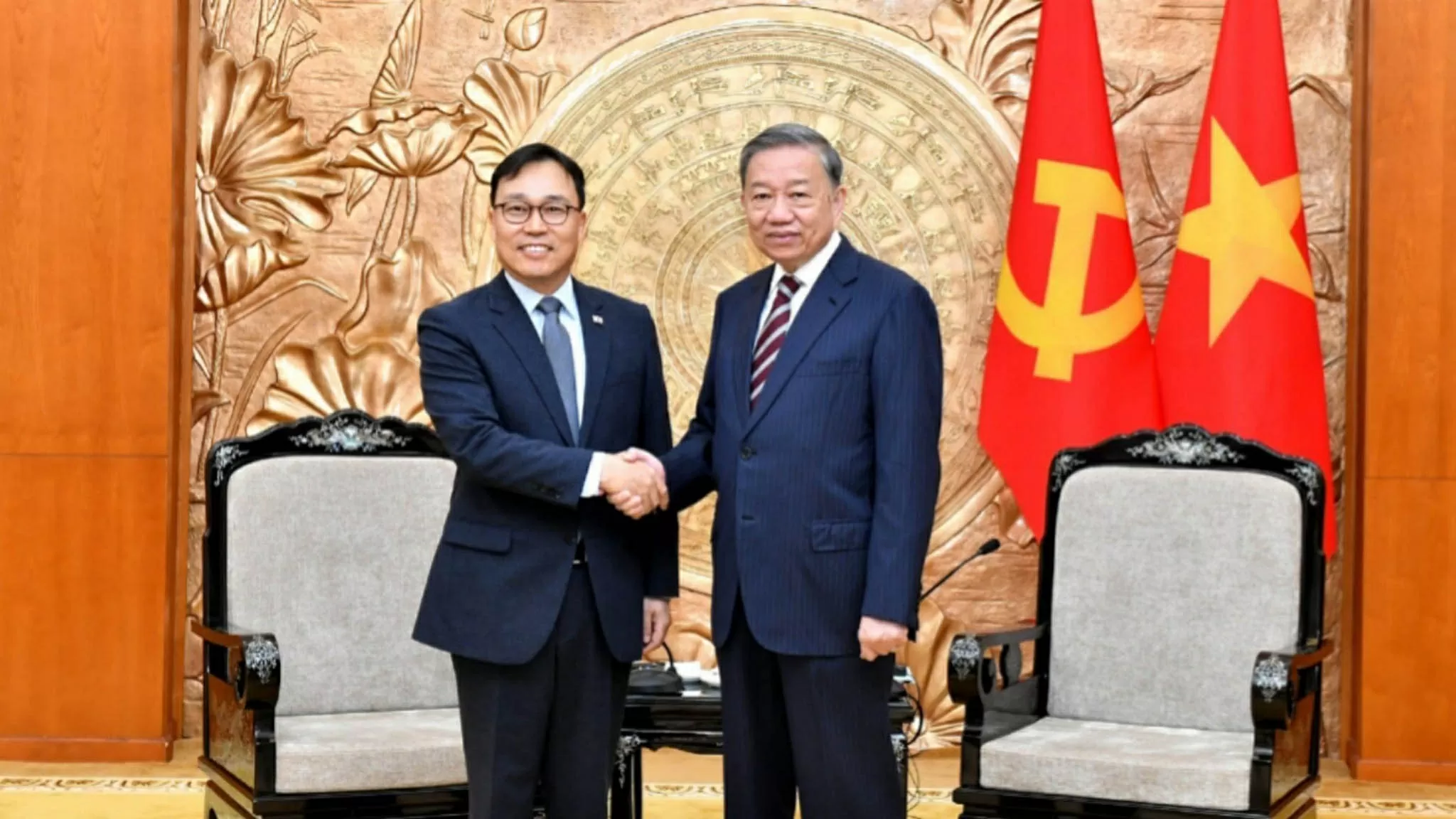 Tổng Bí thư Tô Lâm tiếp Đại sứ Hàn Quốc tại Việt Nam Choi Young Sam Tổng Bí thư Tô Lâm tiếp Đại sứ Hàn Quốc tại Việt Nam Choi Young Sam