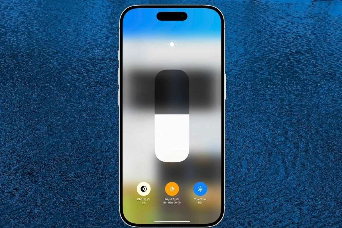 Điều chỉnh độ sáng và sử dụng True Tone để hạn chế bóng mờ. Điều chỉnh độ sáng và sử dụng True Tone để hạn chế bóng mờ.