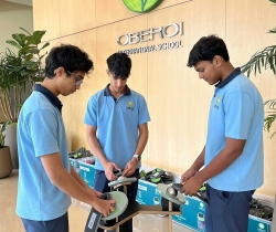 Thế giới ảo, ‘vết xước’ thật