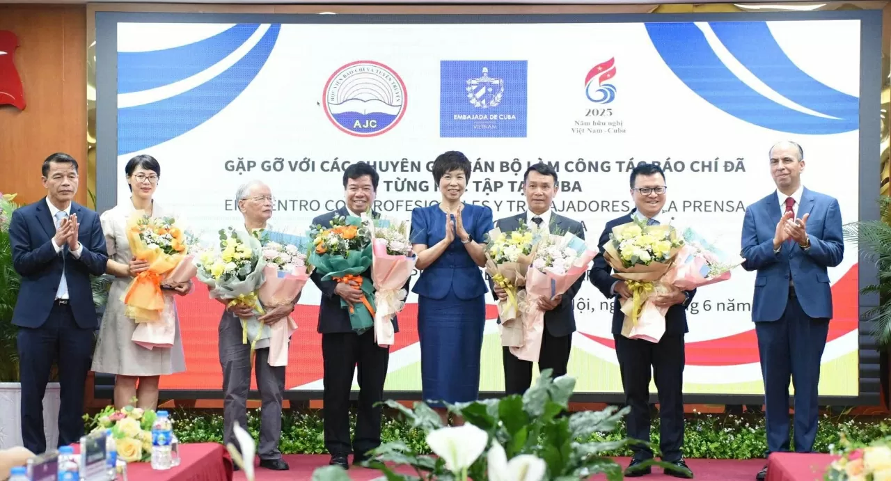 Những người bắc chiếc cầu nối liên lục địa giữa hai nền báo chí cách mạng Việt Nam-Cuba