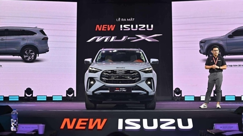 Cận cảnh Isuzu Mu-X 2025 vừa ra mắt tại Việt Nam, giá từ 928 triệu đồng