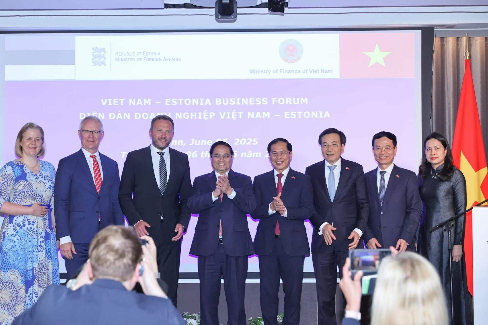 Những hình ảnh của Thủ tướng Phạm Minh Chính và Phu nhân tại Estonia Những hình ảnh của Thủ tướng Phạm Minh Chính và Phu nhân tại Estonia