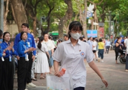 Thi lớp 10 Hà Nội: Đề thi và đáp án gợi ý môn Ngữ văn năm 2025