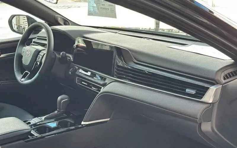 Khoang nội thất của Camry hướng tới sự hiện đại, tiện nghi Khoang nội thất của Camry hướng tới sự hiện đại, tiện nghi