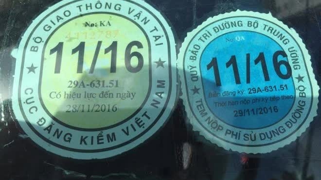 Đề xuất bỏ tem thu phí sử dụng đường bộ dán trên kính xe ôtô