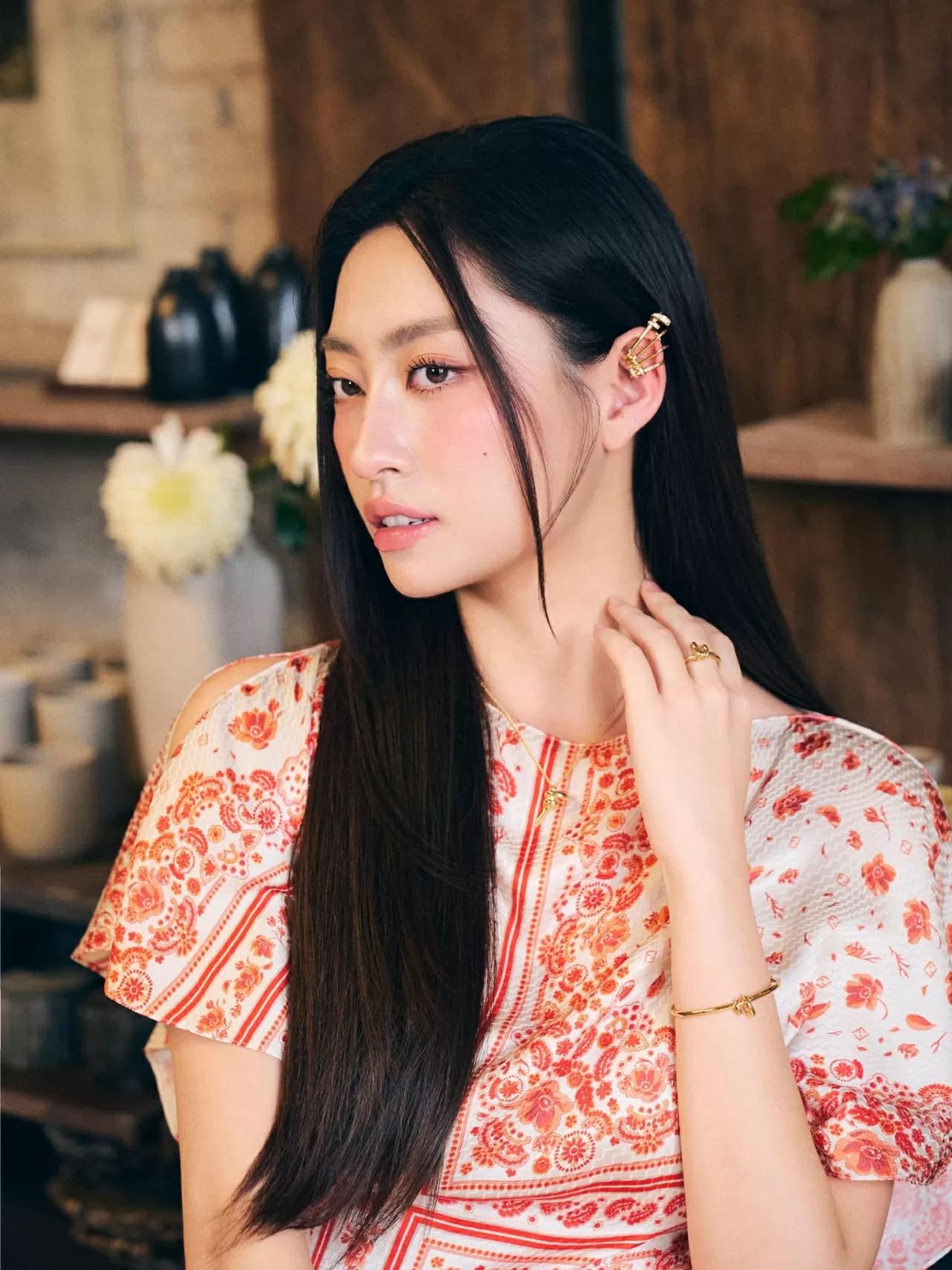 Lương Thùy Linh Lương Thùy Linh