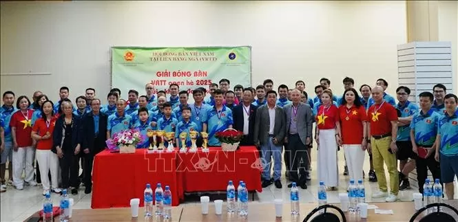 Giải bóng bàn tăng cường tình đoàn kết của người Việt tại Nga