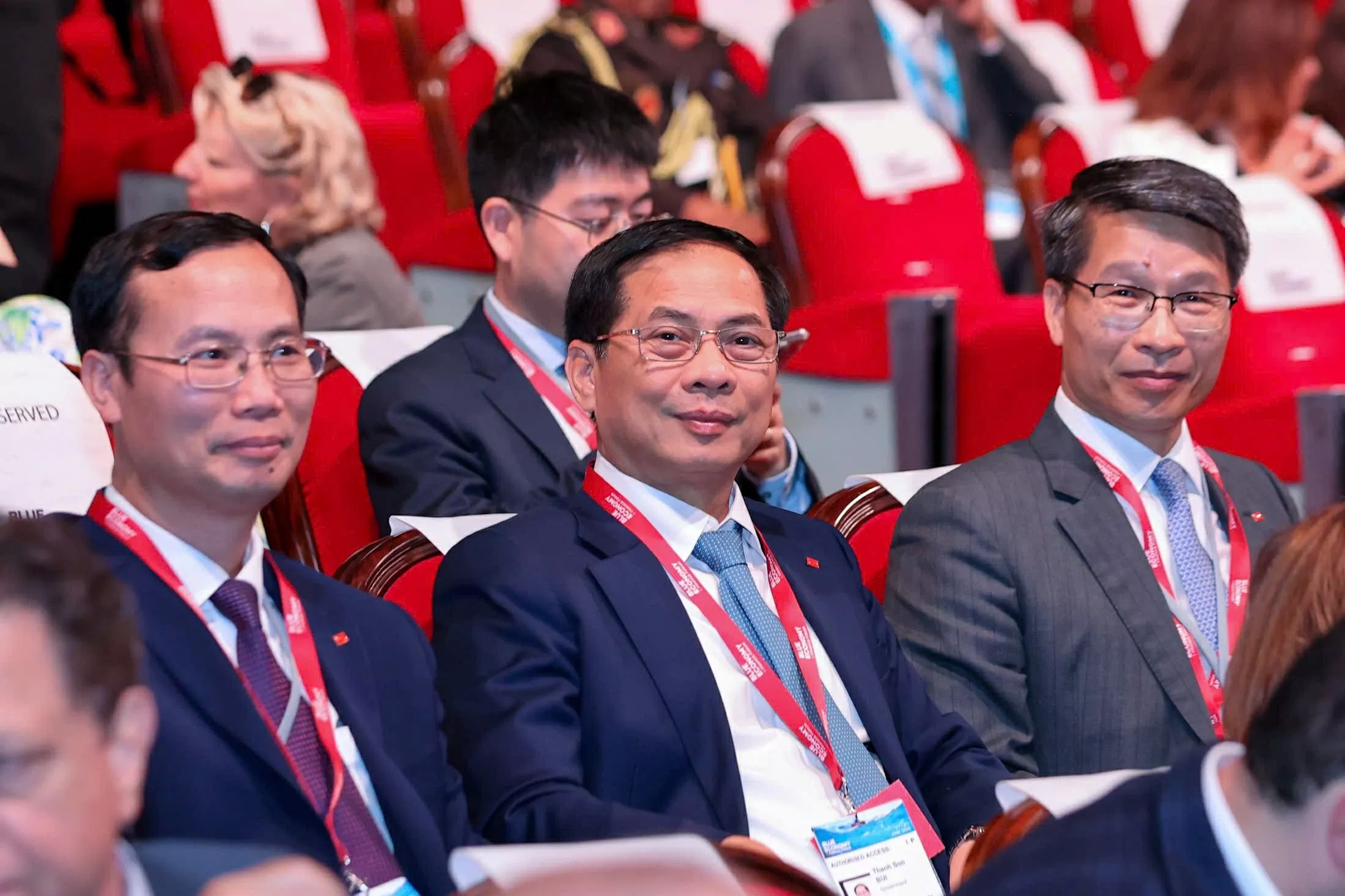 Thủ tướng Phạm Minh Chính bắt đầu các hoạt động tại Hội nghị Đại dương Liên Hợp Quốc Thủ tướng Phạm Minh Chính bắt đầu các hoạt động tại Hội nghị Đại dương Liên Hợp Quốc