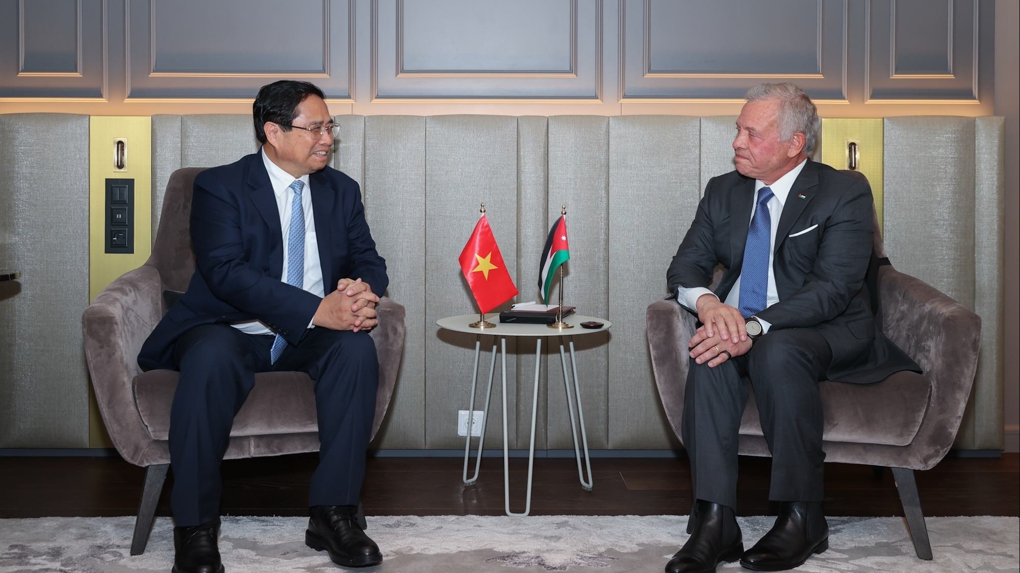 Thủ tướng Phạm Minh Chính hội kiến Quốc vương Jordan Abdullah II bin Al-Hussein