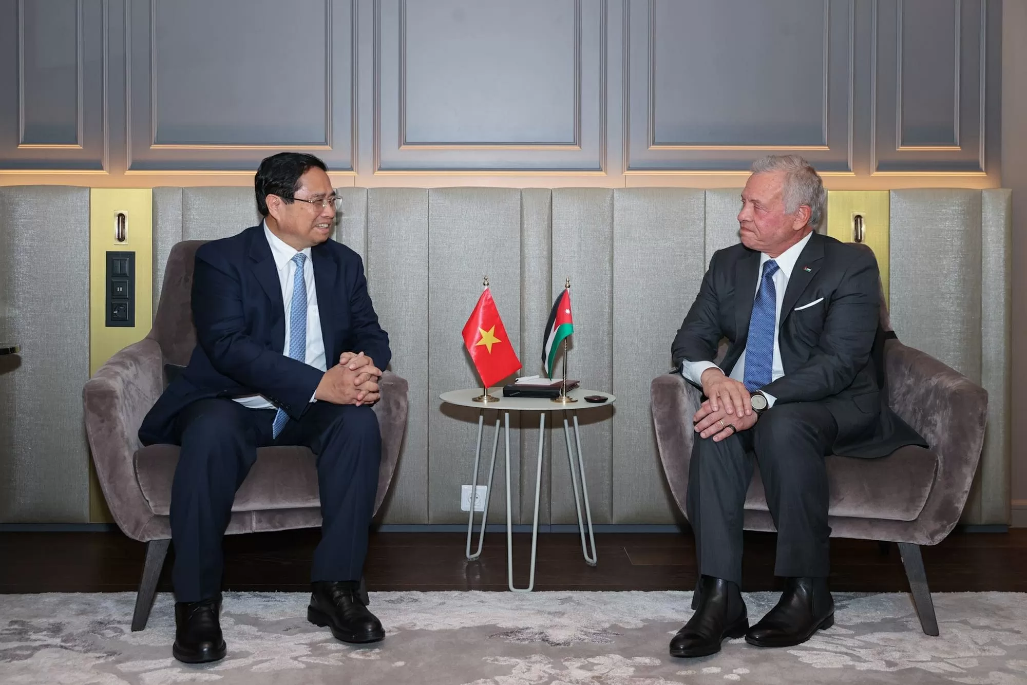 Thủ tướng Phạm Minh Chính hội kiến Quốc vương Jordan Abdullah II bin Al-Hussein