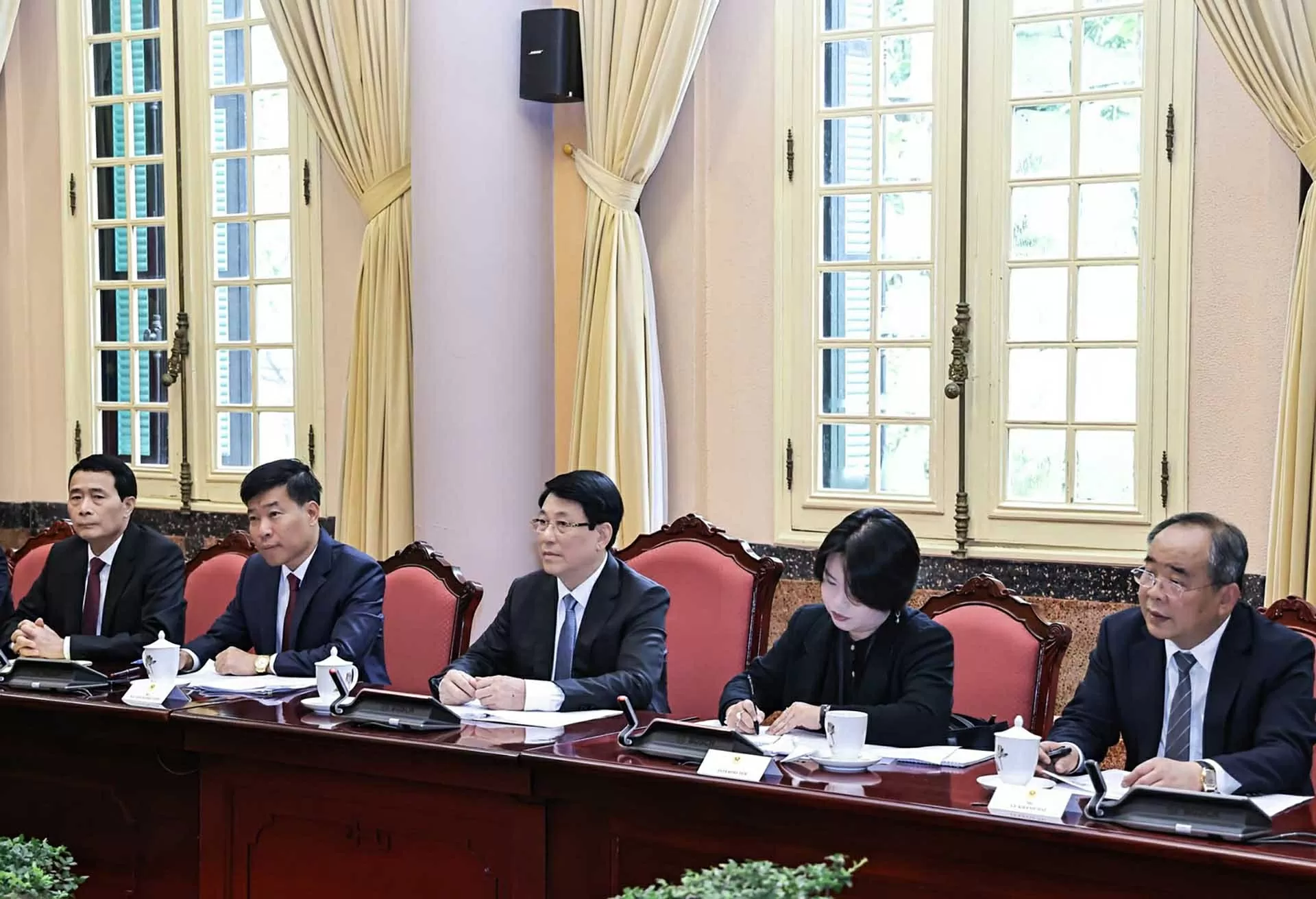 Quan hệ Việt Nam-EU đang phát triển tích cực và còn nhiều tiềm năng hợp tác Quan hệ Việt Nam-EU đang phát triển tích cực và còn nhiều tiềm năng hợp tác