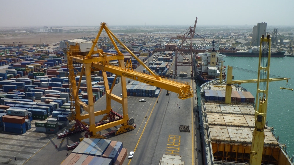 Israel cảnh báo sơ tán 3 cảng ở Yemen, mở đợt tấn công Hodeidah