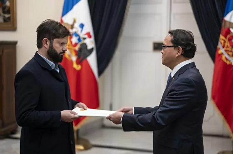 Đại sứ Nguyễn Việt Cường trình Thư ủy nhiệm lên Tổng thống Chile