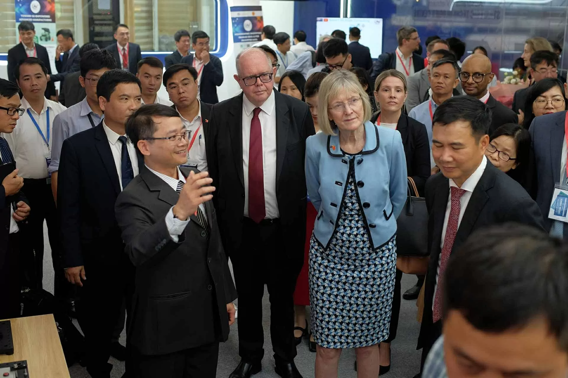 Australia và Việt Nam hợp tác hướng tới ‘kỷ nguyên mới' của chuyển đổi số Australia và Việt Nam hợp tác hướng tới ‘kỷ nguyên mới' của chuyển đổi số