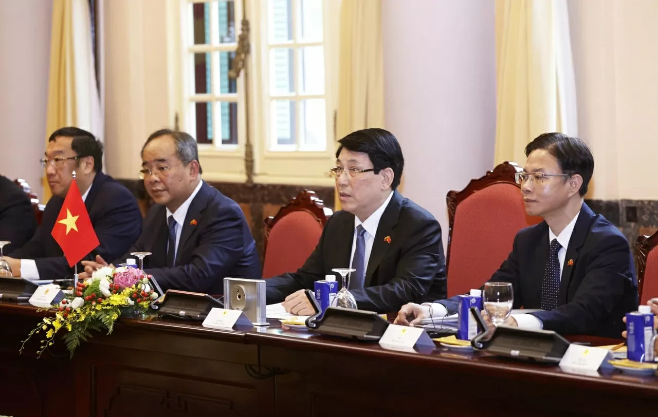 Chủ tịch nước Lương Cường hội đàm với Tổng thống Litva Gitanas Nauseda.