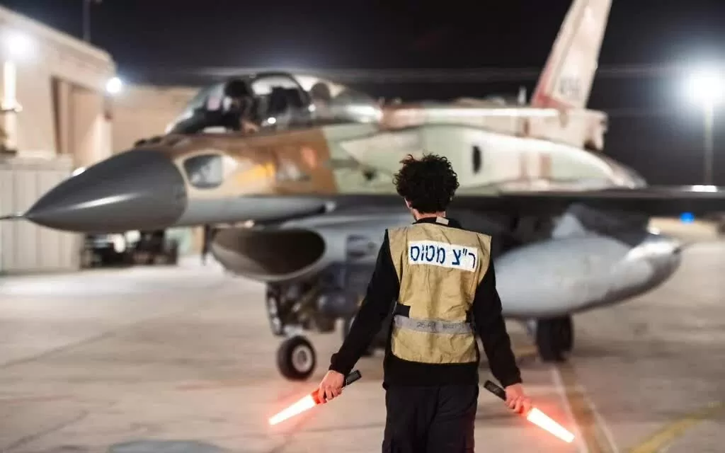 Truyền thông Mỹ: Israel 'vận sức' chờ tấn công Iran, Tehran cũng chẳng ngồi yên 'chịu đòn' Truyền thông Mỹ: Israel 'vận sức' chờ tấn công Iran, Tehran cũng chẳng ngồi yên 'chịu đòn'