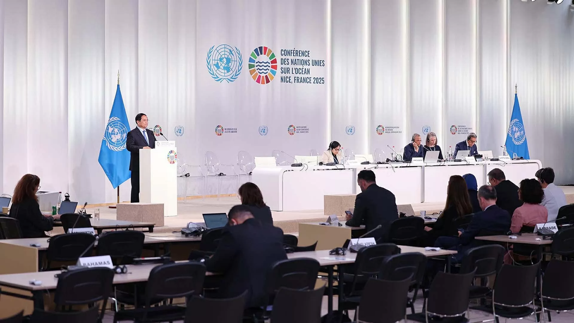 Hội nghị Đại dương LHQ lần thứ 3: Dấu mốc quan trọng của Việt Nam trong việc tham dự các diễn đàn đa phương về biển và đại dương Hội nghị Đại dương LHQ lần thứ 3: Dấu mốc quan trọng của Việt Nam trong việc tham dự các diễn đàn đa phương về biển và đại dương