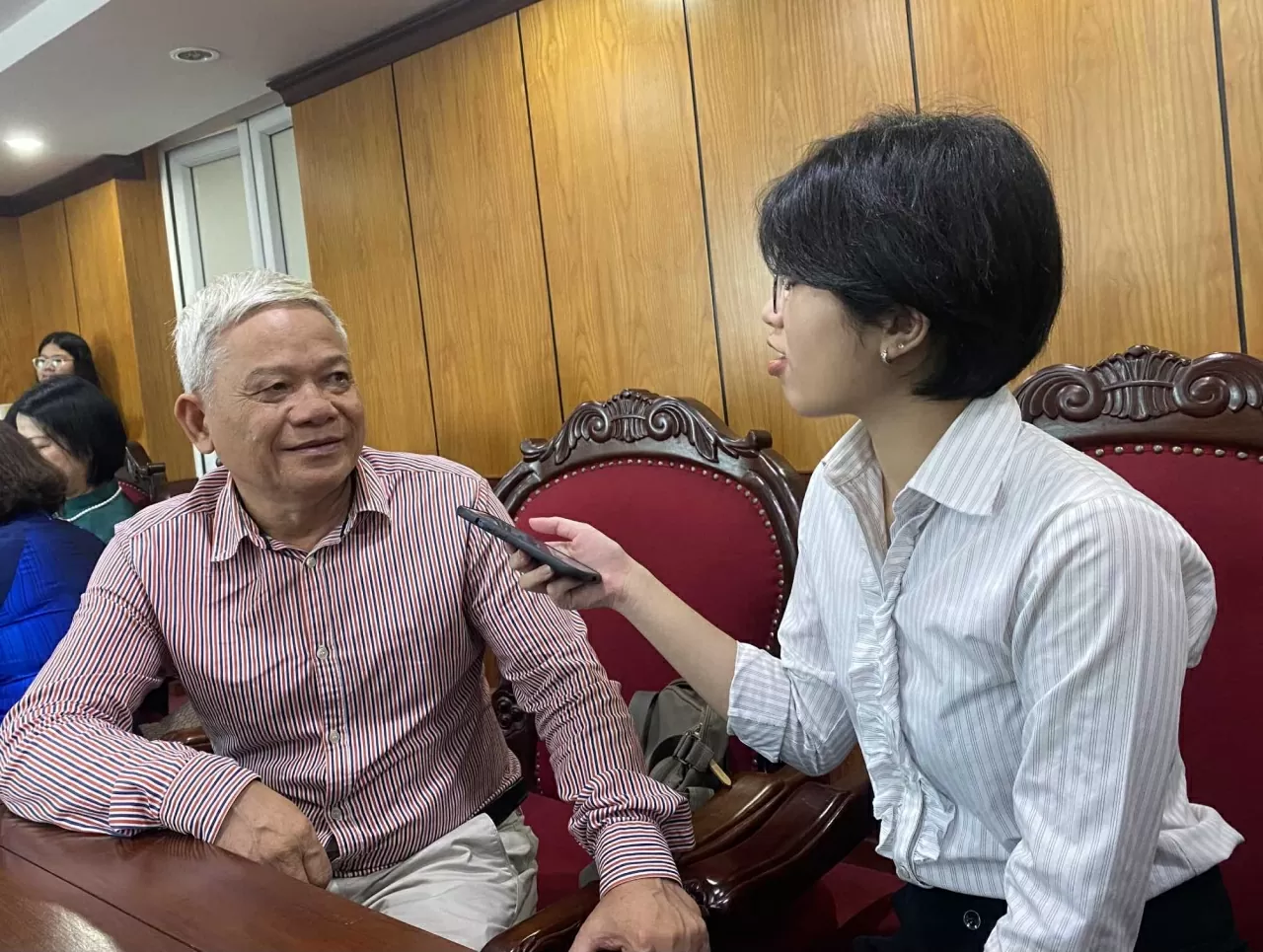 'Sự thật, Lẽ phải và Ngọn bút' - Nỗ trăn trở về nghề của một nhà báo có lương tri 'Sự thật, Lẽ phải và Ngọn bút' - Nỗ trăn trở về nghề của một nhà báo có lương tri