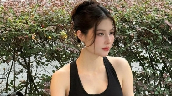 Sao Việt: Diễm My 9X khoe vóc dáng gợi cảm