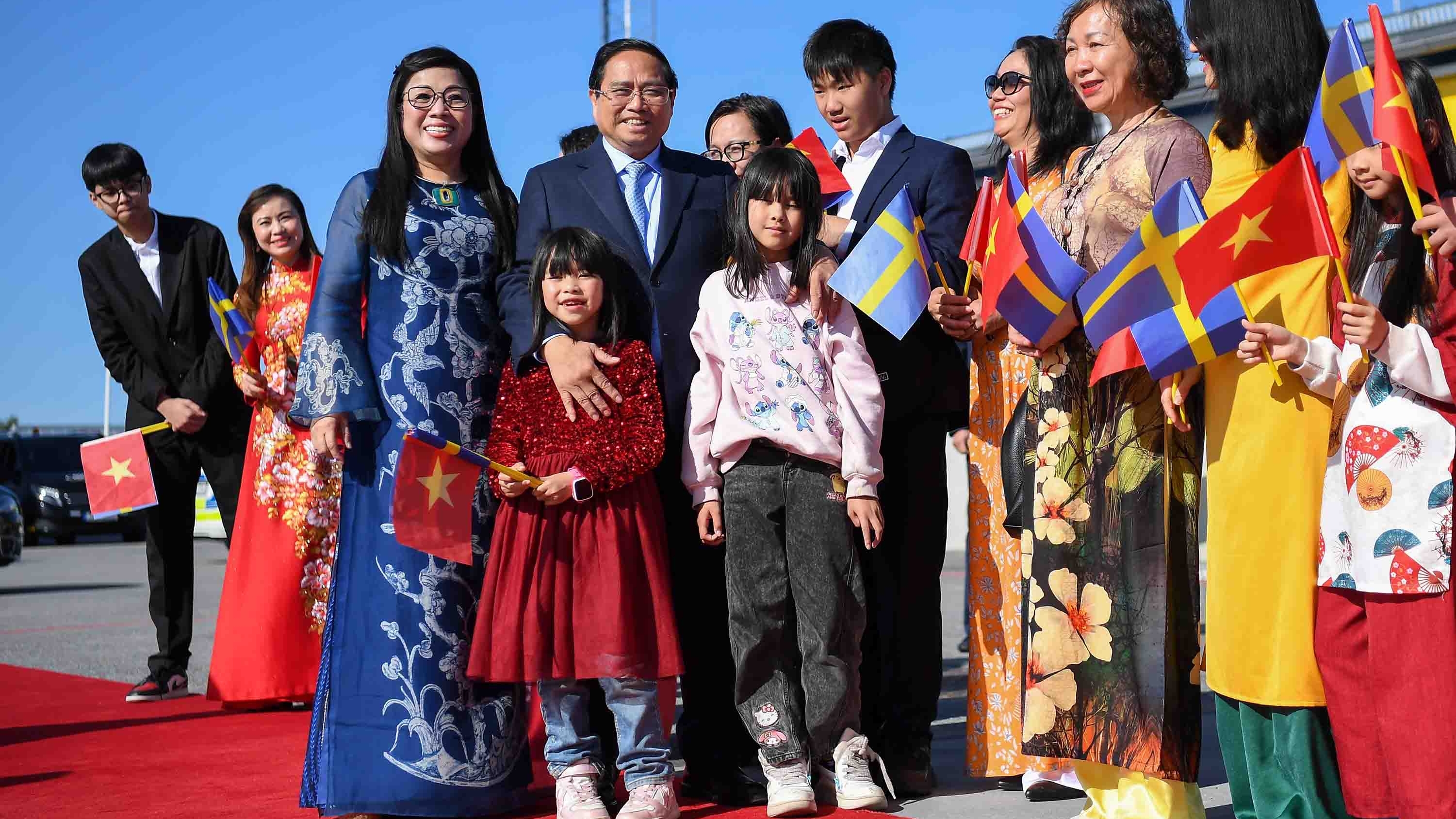 Thủ tướng Phạm Minh Chính và Phu nhân rời Stockholm, kết thúc tốt đẹp chuyến thăm Thuỵ Điển