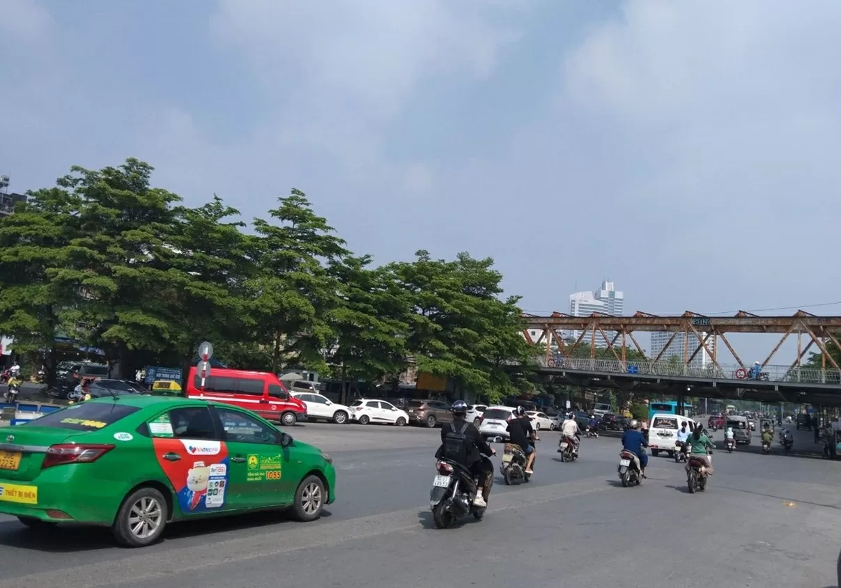 Dự báo thời tiết hôm nay (15/6): Bắc Bộ, Thanh Hoá đến Phú Yên nắng nóng; Tây Nguyên, Nam Bộ chiều tối mưa giông rải rác