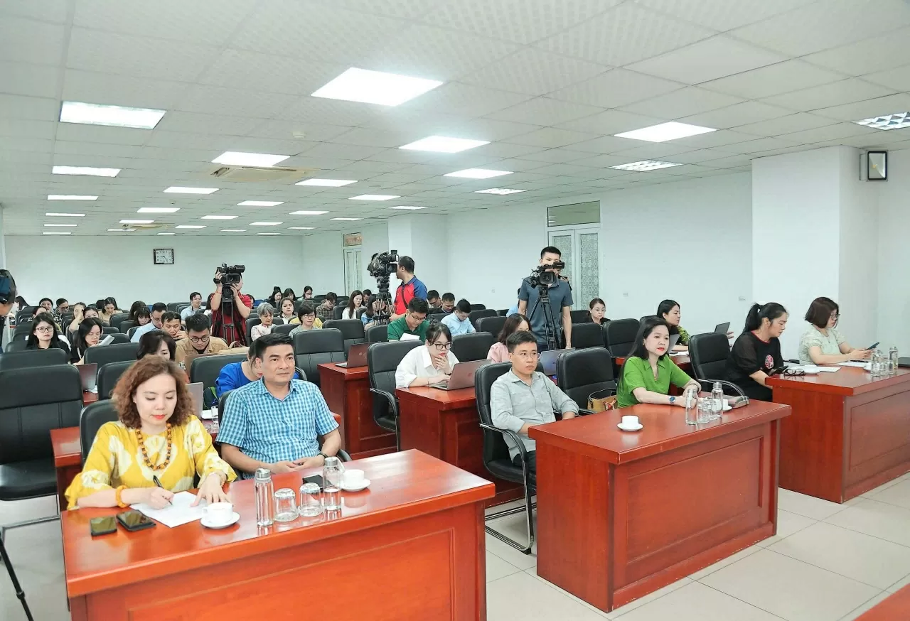 Hội Báo toàn quốc 2025 và Giải Báo chí Quốc gia lần thứ XIX: Dấu ấn 100 năm Báo chí Cách mạng Việt Nam Hội Báo toàn quốc 2025 và Giải Báo chí Quốc gia lần thứ XIX: Dấu ấn 100 năm Báo chí Cách mạng Việt Nam