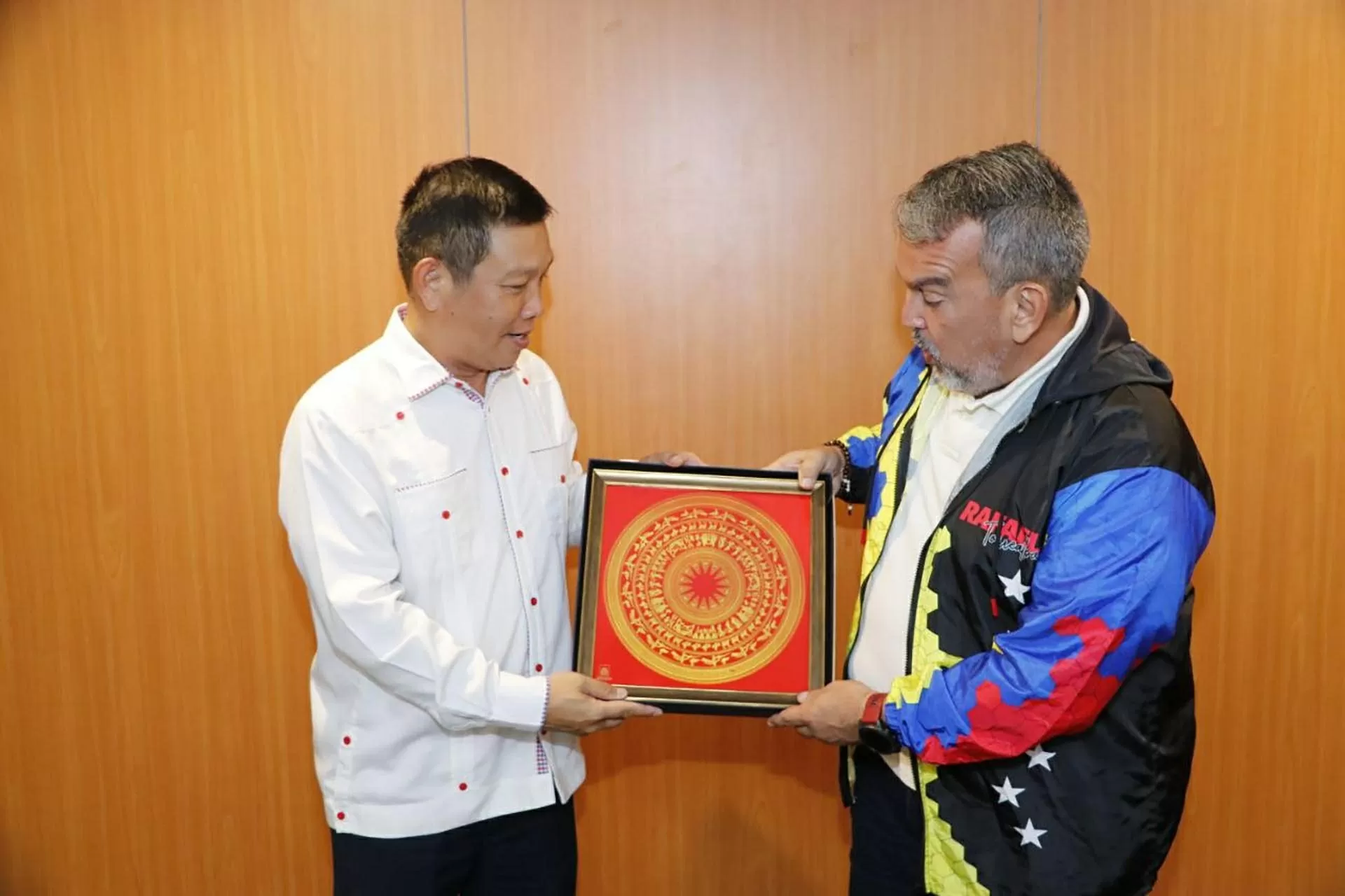 Thúc đẩy quan hệ hợp tác giữa các địa phương Việt Nam và Venezuela Thúc đẩy quan hệ hợp tác giữa các địa phương Việt Nam và Venezuela