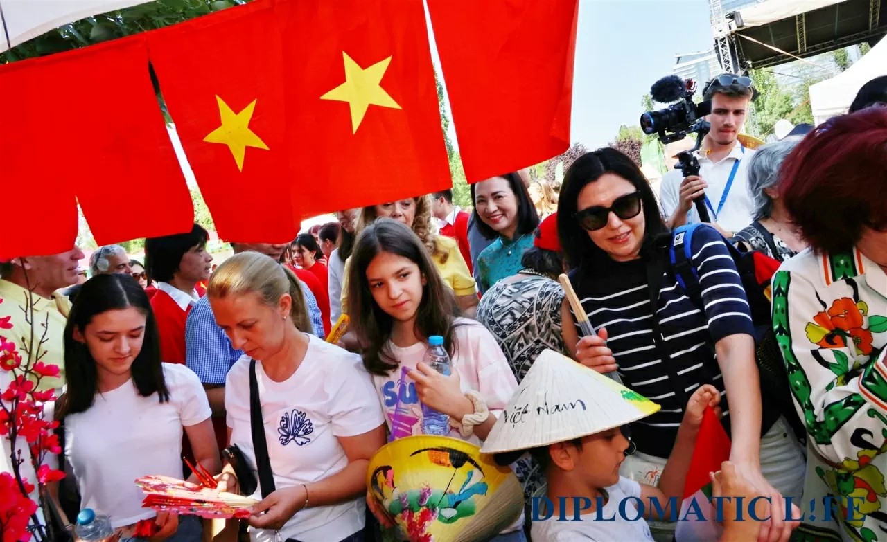 Dấu ấn Việt Nam tại Lễ hội văn hóa ở thủ đô Sofia, Bulgaria Dấu ấn Việt Nam tại Lễ hội văn hóa ở thủ đô Sofia, Bulgaria