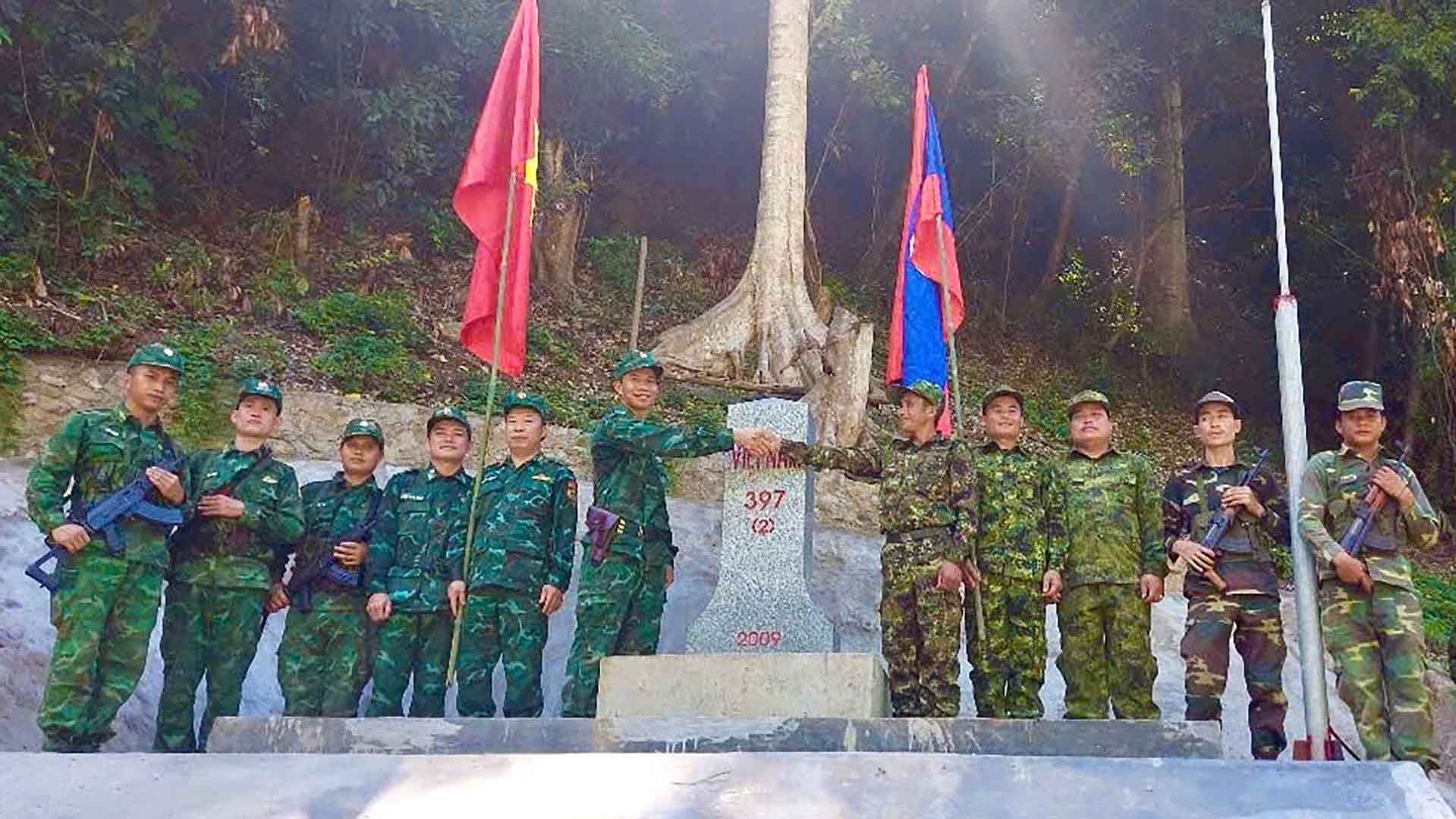 Bộ đội biên phòng Nghệ An và Houaphanh tổ chức tuần tra song phương biên giới Việt Nam-Lào