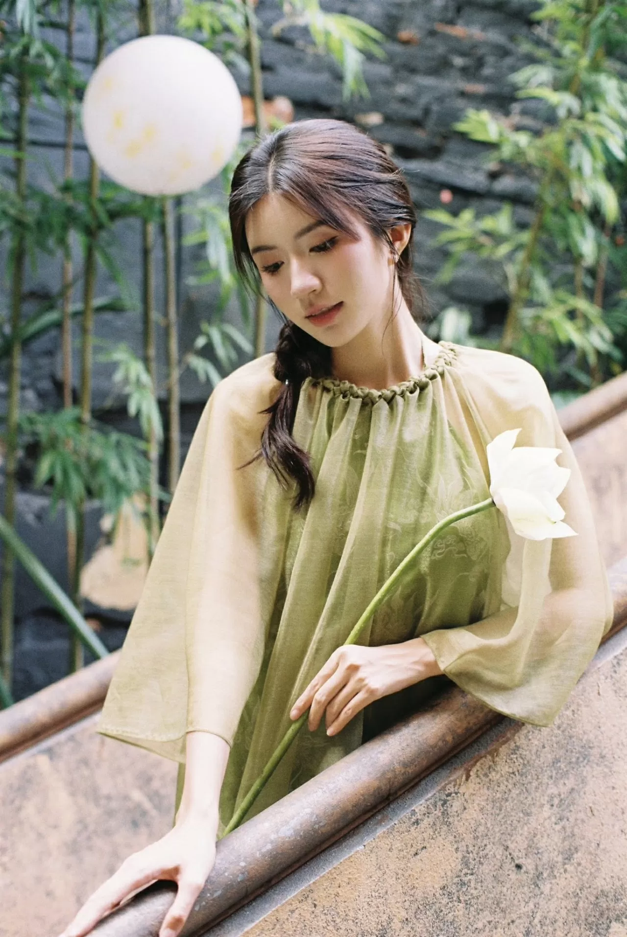 Nhan sắc đời thường của Ngọc Huyền phim Dịu dàng màu nắng Nhan sắc đời thường của Ngọc Huyền phim Dịu dàng màu nắng