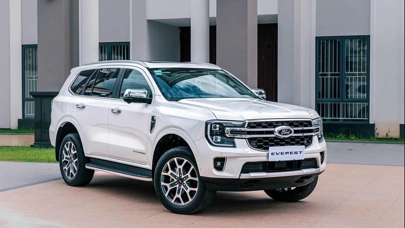 Top 4 xe SUV 7 chỗ bán chạy nhất tháng 5/2025: Ford Everest tiếp tục dẫn đầu