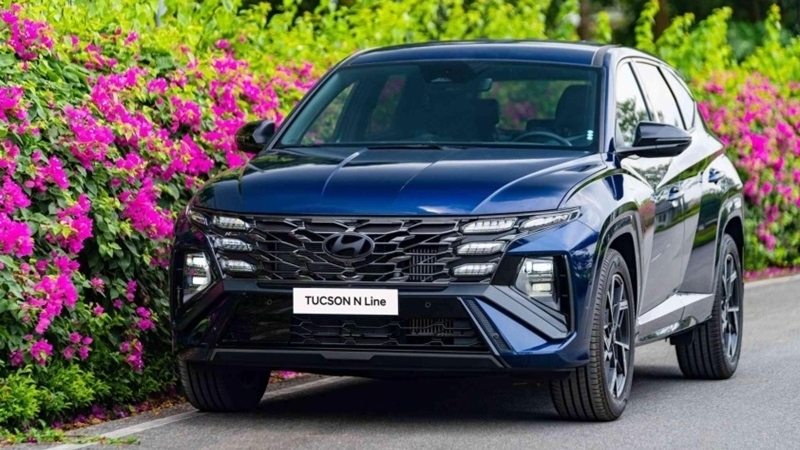 Cận cảnh Hyundai Tucson N Line tại Việt Nam, giá 989 triệu đồng