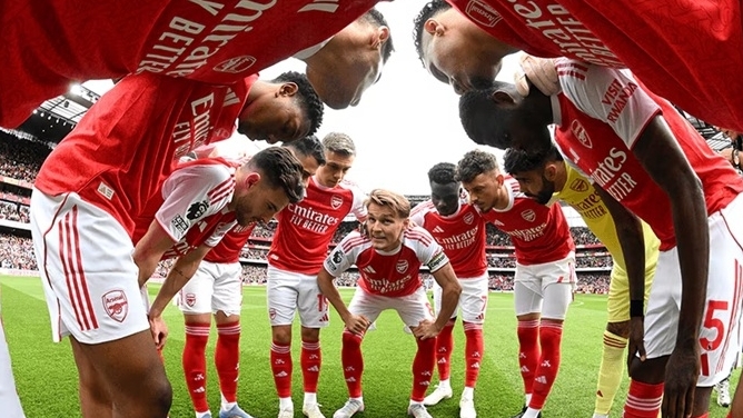 Man Utd 'đại chiến' Arsenal ở vòng 1 Ngoại hạng Anh 2025/26