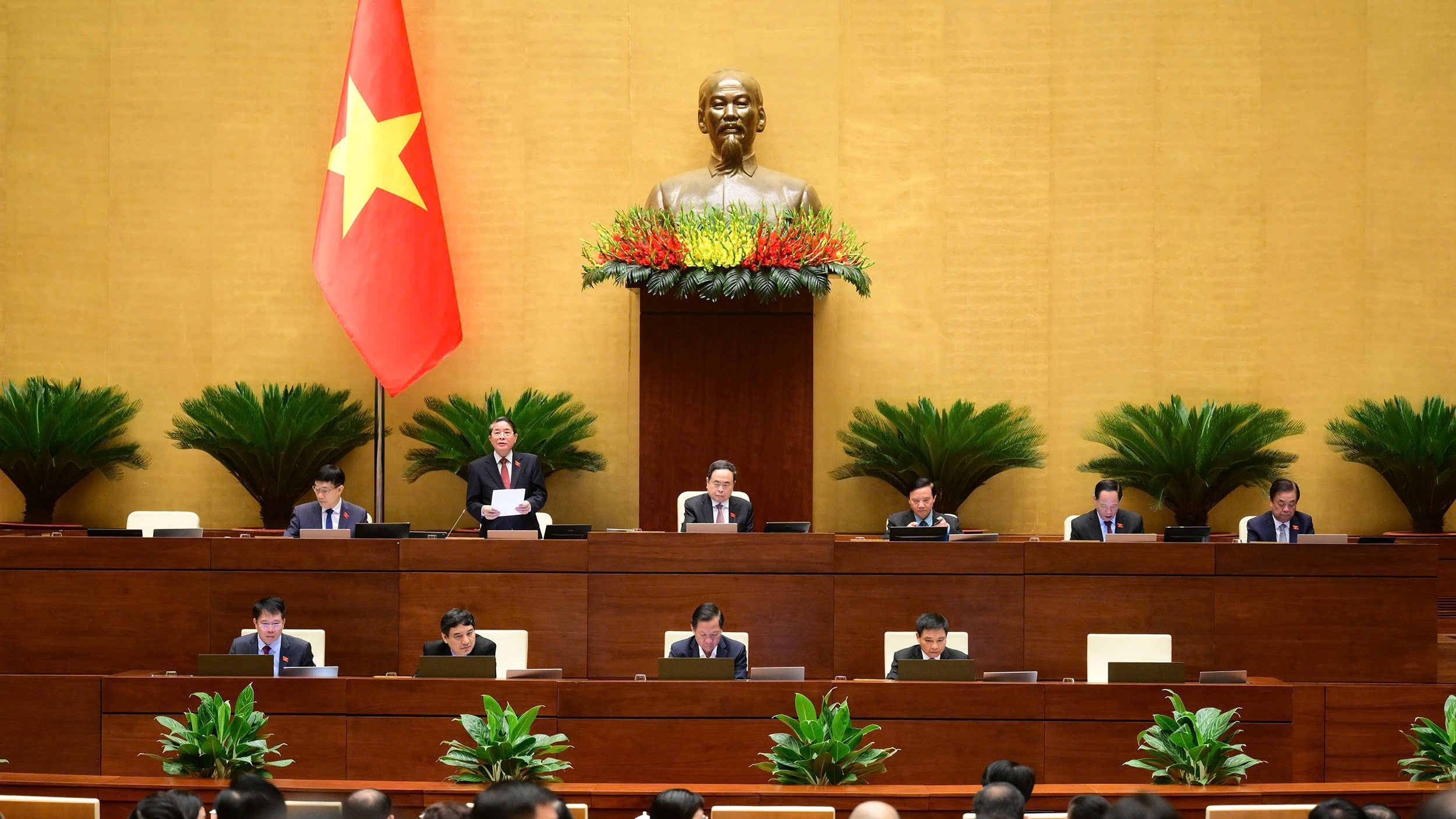 Hôm nay 18/6, Bộ trưởng Bộ Tài chính, Bộ Giáo dục và Đào tạo trả lời chất vấn các đại biểu Quốc hội