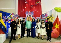 Không gian Việt Nam giữa lòng Caracas