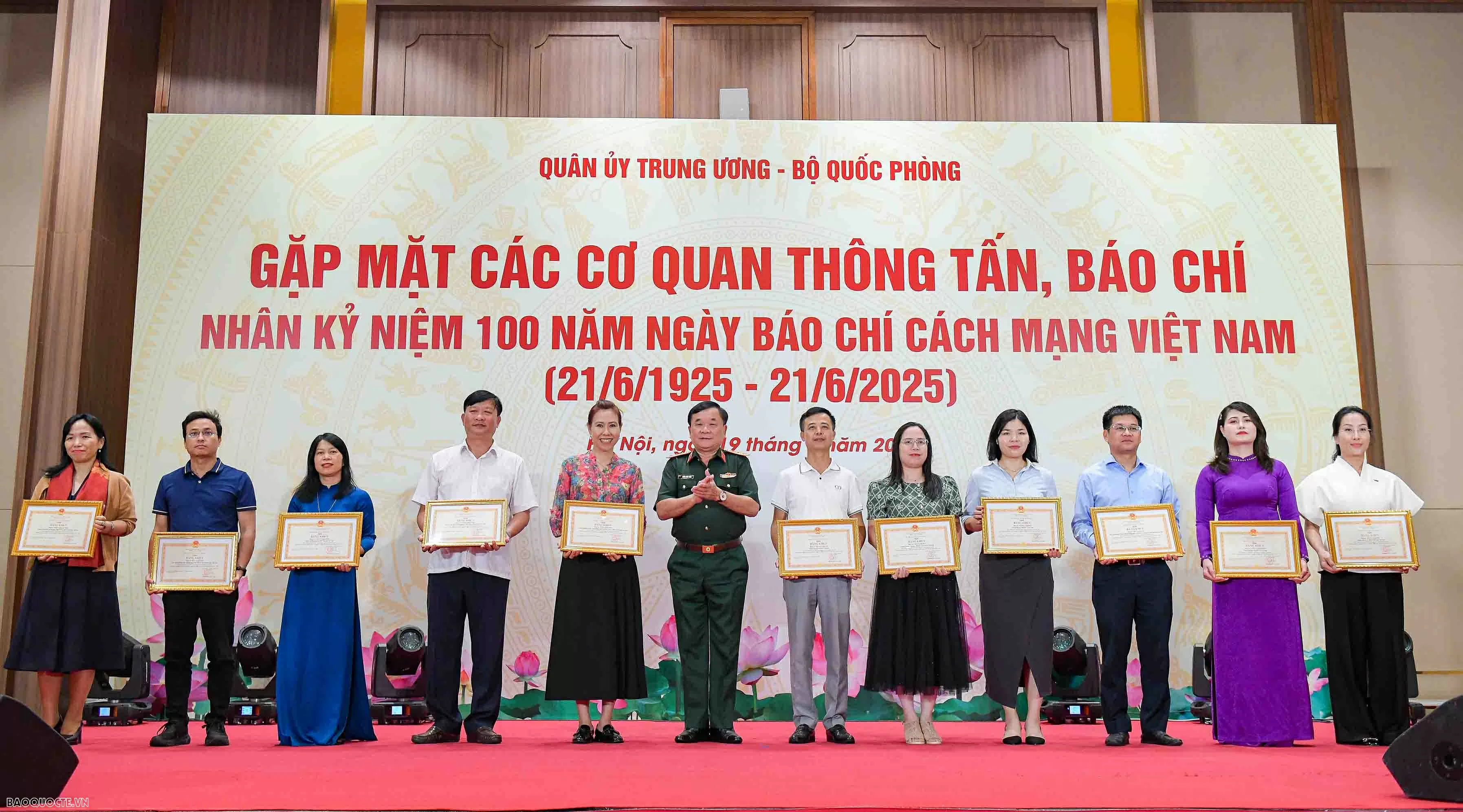 Đại tướng Phan Văn Giang: Sẽ mời quân đội các nước tham gia diễu binh 2/9 Đại tướng Phan Văn Giang: Sẽ mời một số nước bạn tham gia diễu binh 2/9