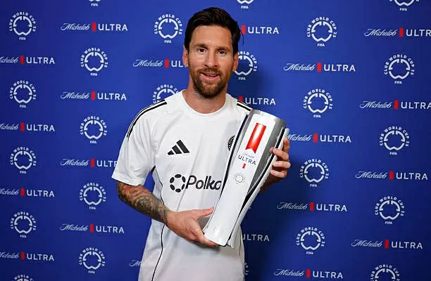 Messi đạt mốc vô tiền khoáng hậu, được FIFA tôn vinh Messi đạt mốc vô tiền khoáng hậu, được FIFA tôn vinh