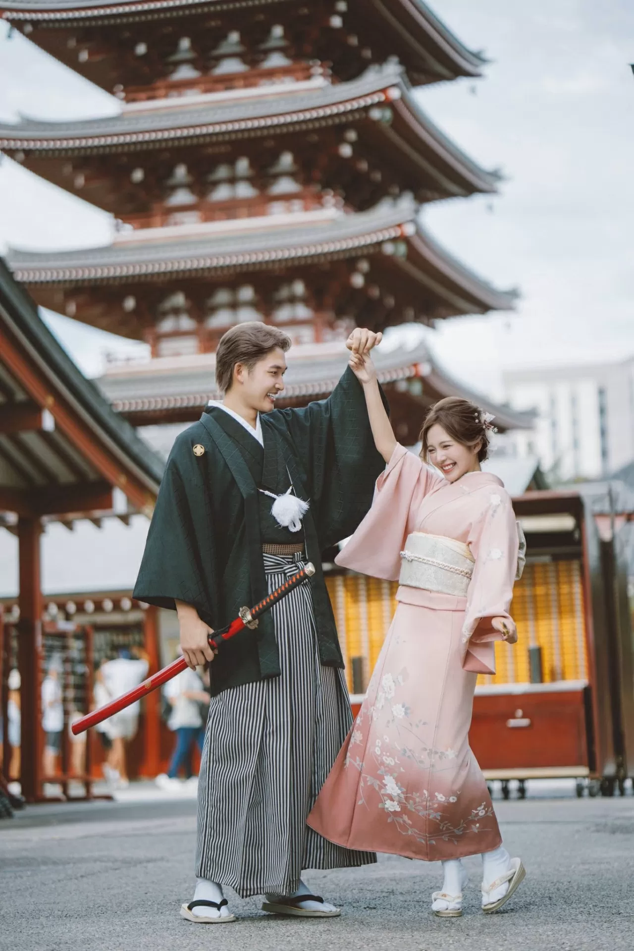 Đình Tú công khai yêu Ngọc Huyền Đình Tú công khai yêu Ngọc Huyền