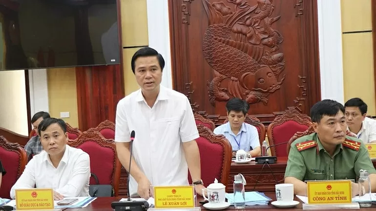 Phó Chủ tịch Ủy ban nhân dân tỉnh Bắc Ninh Lê Xuân Lợi phát biểu. (Nguồn: Nhân dân) Phó Chủ tịch Ủy ban nhân dân tỉnh Bắc Ninh Lê Xuân Lợi phát biểu. (Nguồn: Nhân dân)