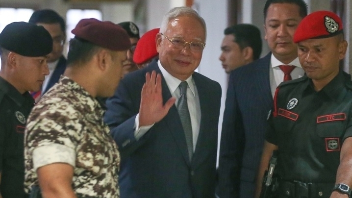 Bê bối quỹ 1MDB: Cựu Thủ tướng Malaysia Najib Razak được đình chỉ truy tố nhưng không tuyên trắng án