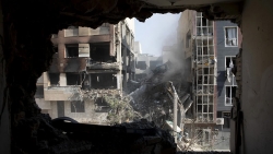 Xung đột Israel-Iran: Israel không kích kho tên lửa ở miền Trung Iran, Tehran triển khai đợt tấn công mới; EU nghi ngờ một điều