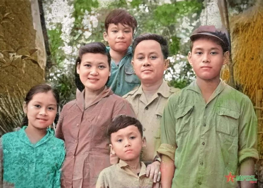 Chuyện về ông Lý Văn Sáu - nhà báo, nhà ngoại giao tài ba Chuyện về ông Lý Văn Sáu - nhà báo, nhà ngoại giao tài ba