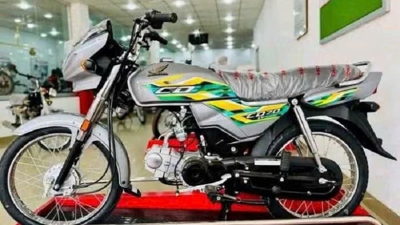 Cận cảnh xe côn tay Honda CD 70 Dream 2025 vừa ra mắt, giá chỉ 13,9 triệu đồng