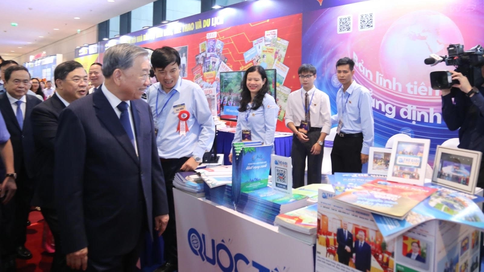 Tiếp tục kể câu chuyện Việt Nam, thắp sáng khát vọng vươn lên của dân tộc Việt Nam