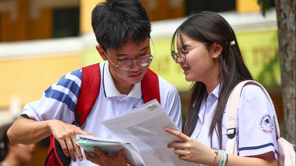 Bất ngờ với phổ điểm lớp 10 tại TP. Hồ Chí Minh, cách tra cứu điểm thi lớp 10 nhanh nhất