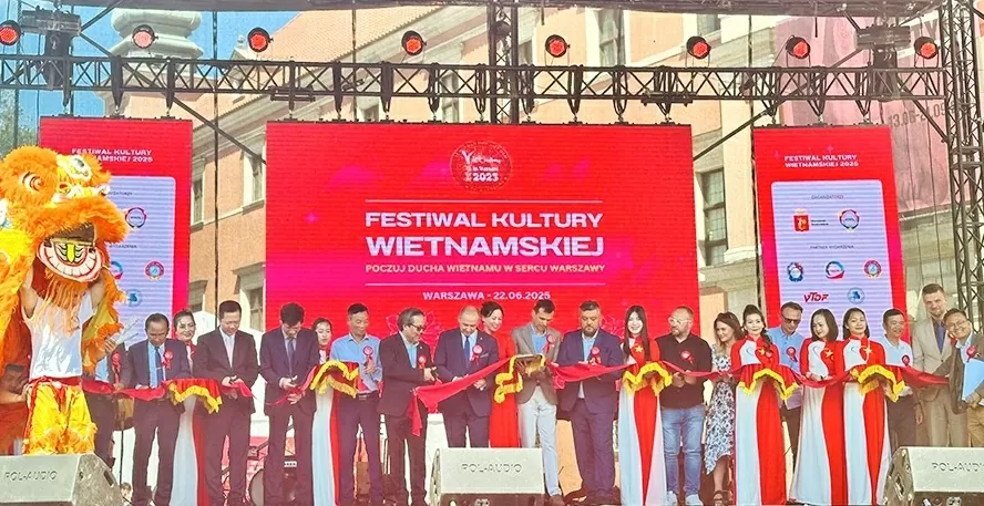 Ấn tượng Lễ hội Văn hóa, Du lịch Việt Nam tại Ba Lan Ấn tượng Lễ hội Văn hóa, Du lịch Việt Nam tại Ba Lan